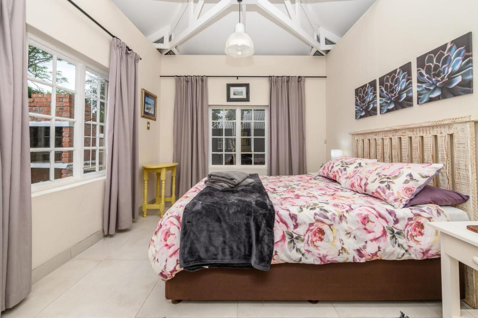 Paradise In The City - Cottage One Port Elizabeth Exterior photo